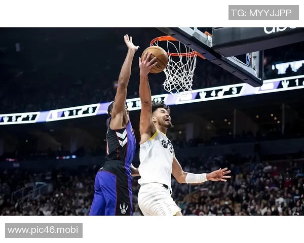 解说:弗拉格以一己之力扛起球队的进攻 虽然空砍但依旧意义十足 解说:弗拉格以一己之力扛起球队的进攻 虽然空砍但依旧意义十足